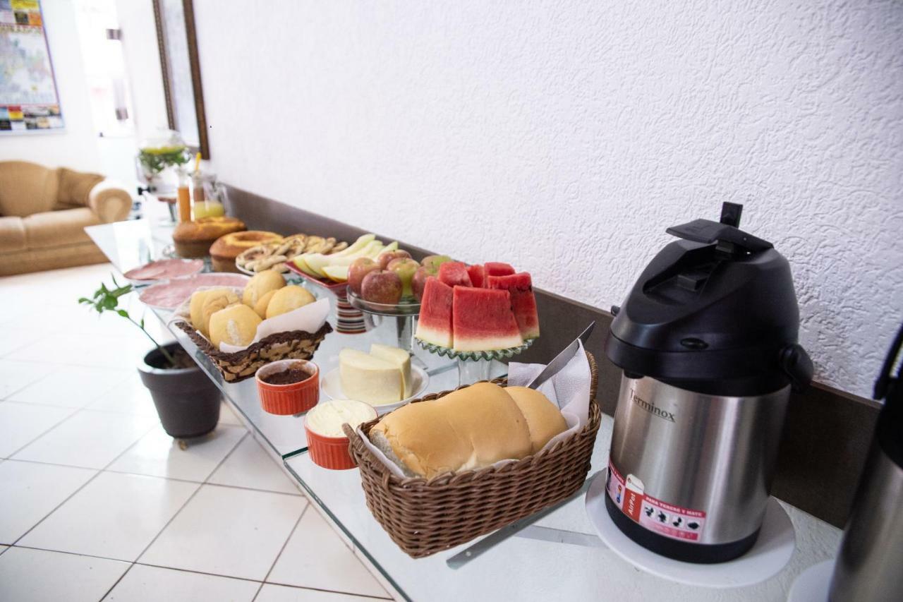 Hotel Vila Real Dourados Buitenkant foto